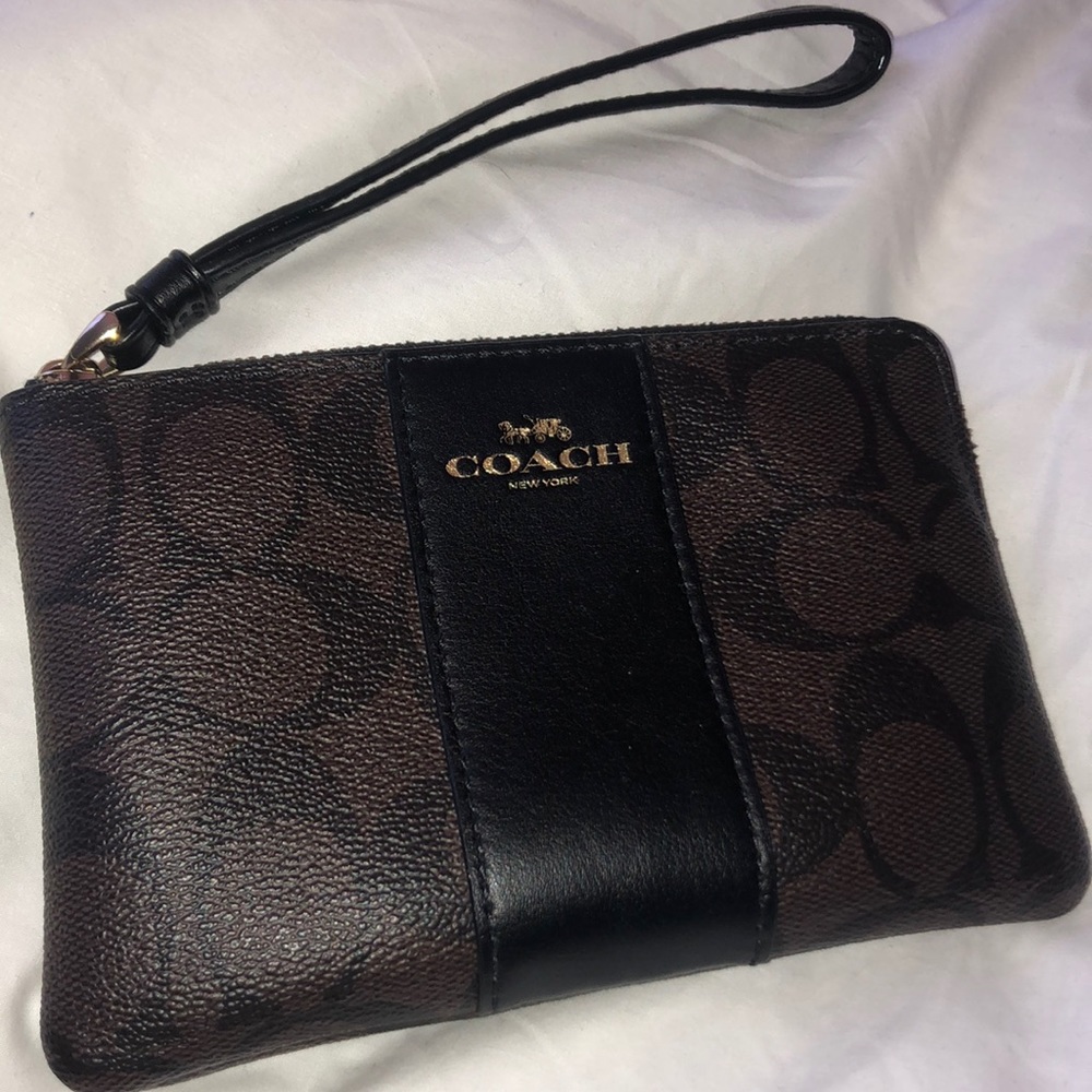 Wristlet
